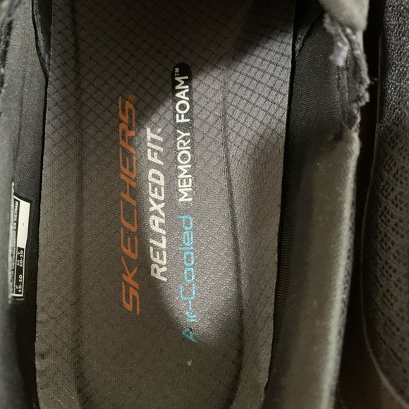 Sketchers walking shoes - Picture 6 of 6